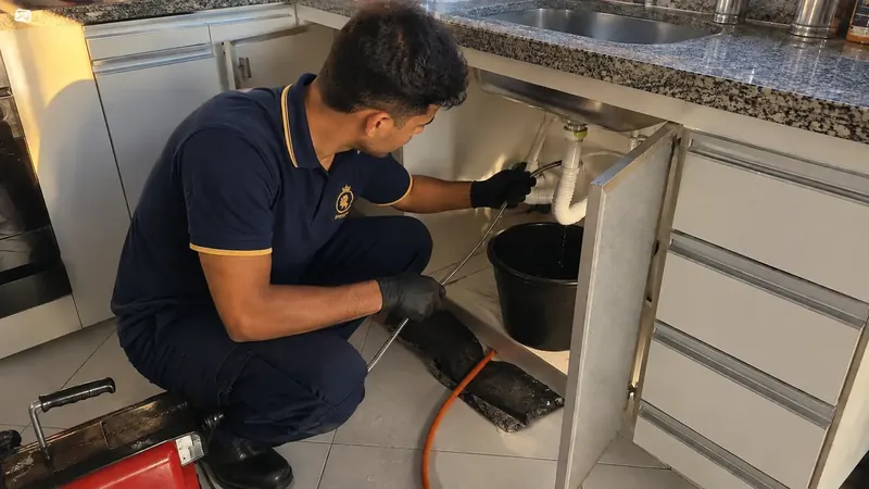 Desentupimento de pia de cozinha